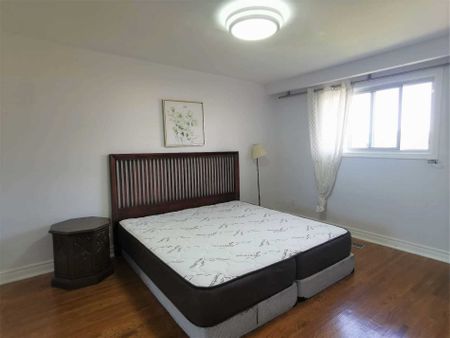 For Lease - 155 Edmonton Drive Unit# Upper, Toronto, Ontario - Photo 5