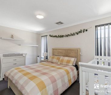 Experience Easy Living in the Heart of Aveley! - Photo 6