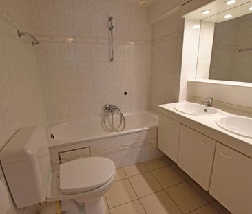 Appartement gelegen in hartje Zoute, op enkele passen van de Zeedijk - Photo 2