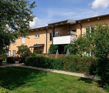 Gunsta Villaväg 18, 74152, Uppsala - Photo 1