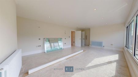 6 bedroom detached house to rent - Photo 3