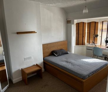 Room in a Shared House, Glendower Road, B42 - Photo 2