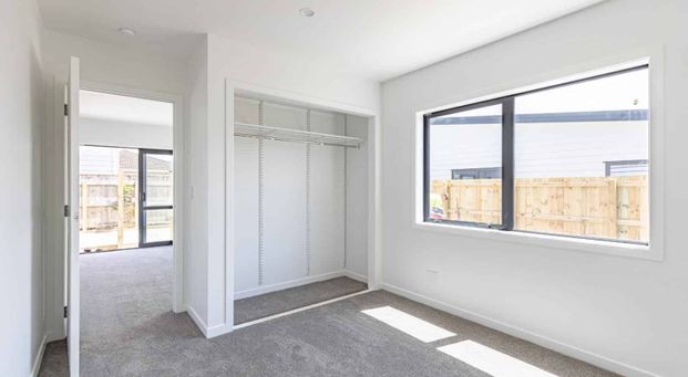 Convenient living in Tawhero - Photo 1