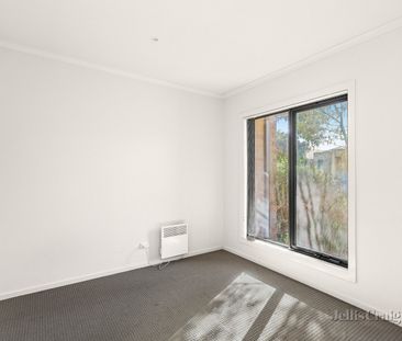 2/19 Larson Avenue, Tarneit - Photo 6