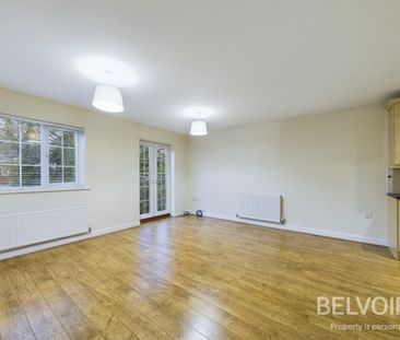 2 bedroom flat to rent - Photo 2
