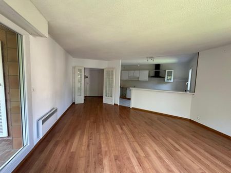 Location Appartement 3 pièces 72m² RAMONVILLE ST AGNE 31520 - Photo 2