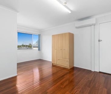 Clean & Tidy Unit in Amaroo Court - Photo 1