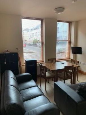 Unit 1, 81 FITZROY AVENUE, Belfast, BT7 1HX - Photo 1