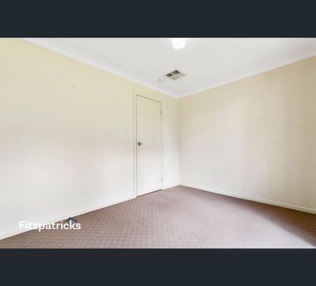 48 Oleander Crescent, Lake Albert, NSW 2650 - Photo 2