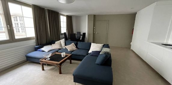 À LOUER ! Très beau 2 pièces meublé dans l'hyper-centre de Strasbourg à deux pas de la Cathédrale - Photo 2