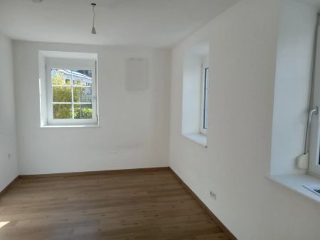 Gut durchdachte 3-Zimmer-Wohnung mit möblierter Küche in Maria Schmolln - Photo 5