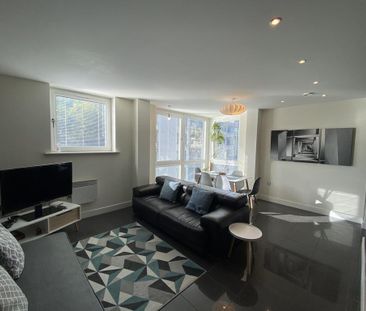 2 bedroom apartment to rent - Photo 2