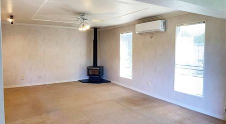 Great Home, Great Location! - Photo 3