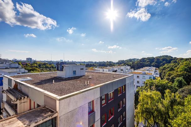 Lovely studio apartment with balcony at the Olympiapark - Photo 1