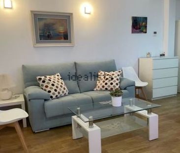 Alquiler de piso en Calle Trinidad - Photo 3