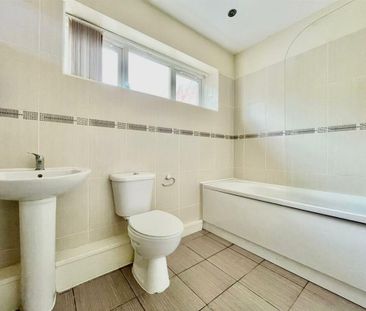 2 Bedroom Bungalow to Rent in Ashton - Photo 6