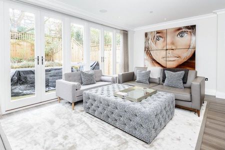 5 bedroom terraced house to rent - Photo 2