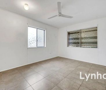 Neat & Private Low-Set in Prime Central Location - Photo 4