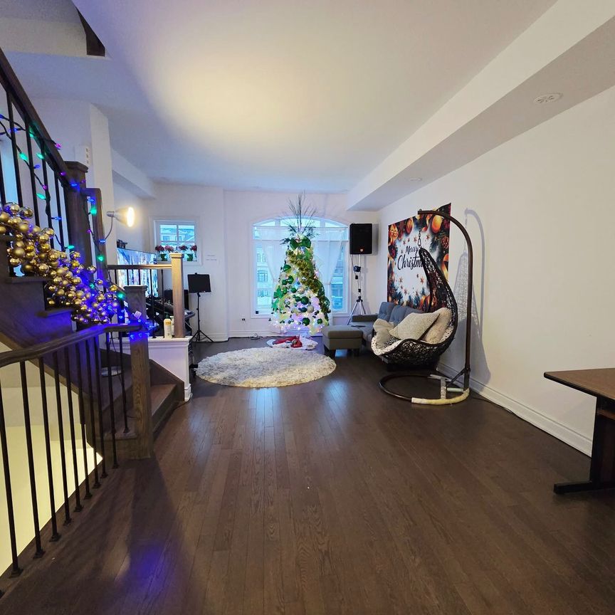 For Lease - 35 Lunar Crescent Unit# 120, Mississauga, Ontario - Photo 1