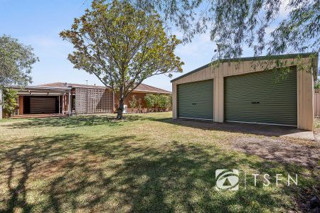 Family Home in sought after North Bendigo - Photo 5
