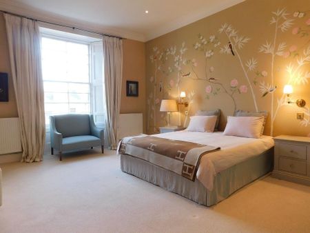 3 bedroom flat to rent - Photo 4