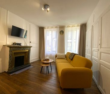 HYPER CENTRE, SECTEUR PLACE DE L'HÔTEL DE VILLE, charmant T2 entièr... - Photo 3