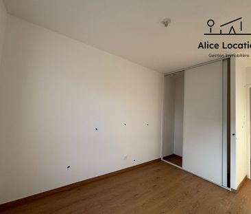 Location Appartement 3 pièces 66m² THONON LES BAINS 74200 - Photo 4
