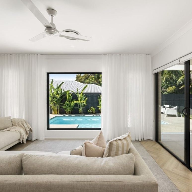 LEASEBREAK! Family Home with beautiful yard - Photo 1