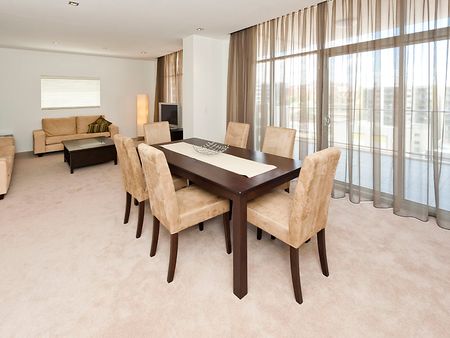 807/237 Adelaide Terrace, PERTH WA 6000 - Photo 5