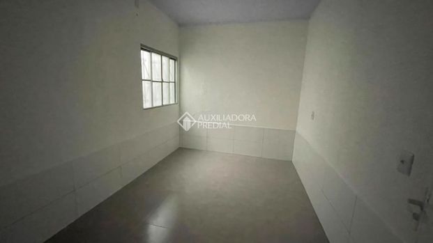 Casa com 2 quartos e 120m² para alugar em Neópolis, Gravataí. - Photo 1