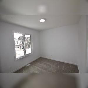 Chappelle 3 Bed 2.5 Bath Home For Rent SW Edmonton - Photo 3