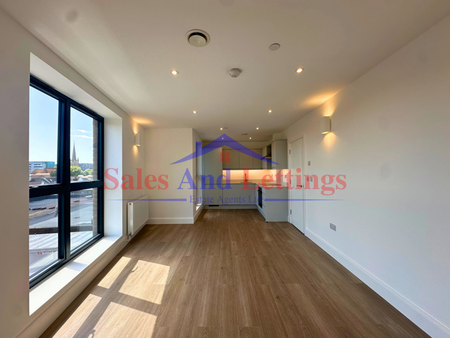 1 bedroom flat to rent - Photo 3