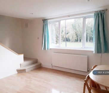 2 bedroom maisonette to rent - Photo 3