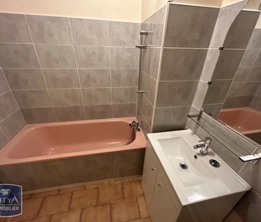 Location Appartement 1 pièce 23m² MARSEILLE 9ème - Photo 2