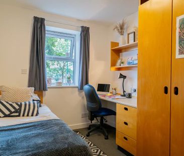 Standard Ensuite - Photo 6