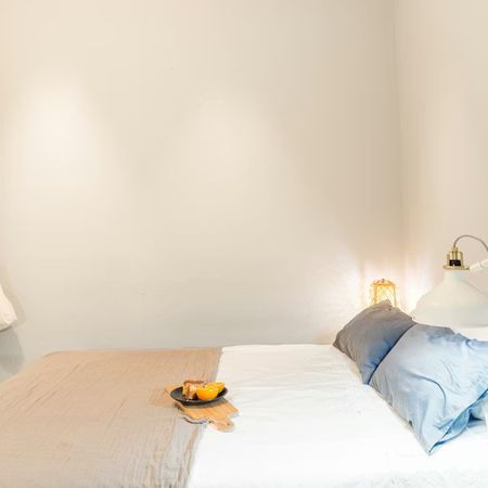 Carrer de Casanova, Barcelona, Catalonia 08036 - Photo 3