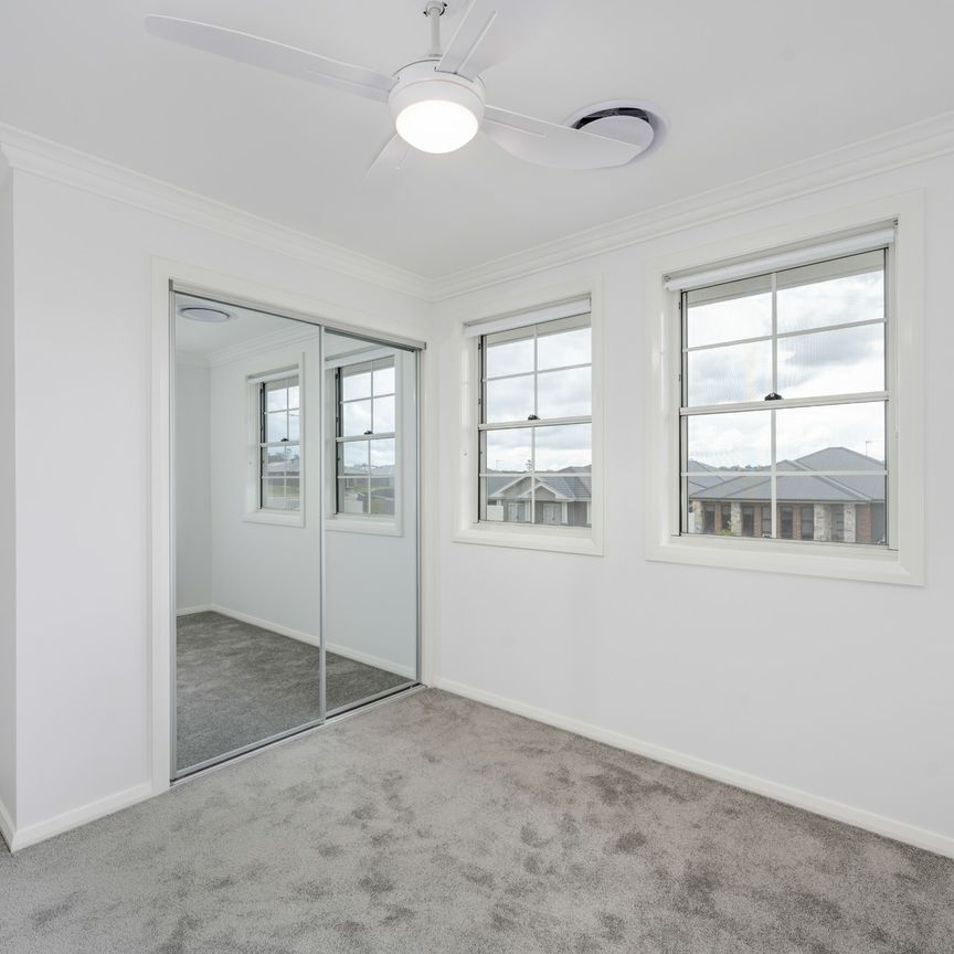 Contemporary Brand New Residence in Lochinvar Downs - Photo 1