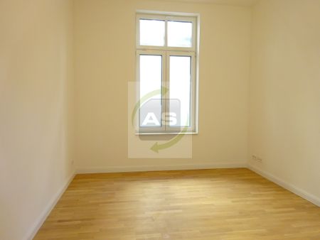 Exklusiv. Erstbezug. Einbauküche. - Photo 2