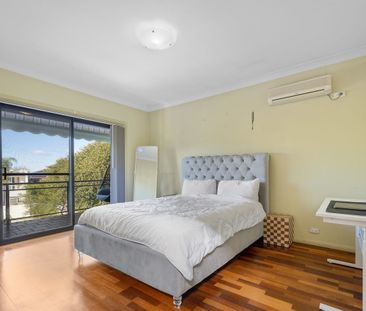 25 Marley Crescent, Bonnyrigg Heights NSW 2177 - House For Rent | D... - Photo 4