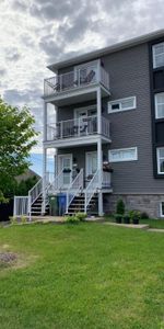 4 1/2 style condo sur 2 étage - rare - Photo 4