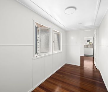 Modern one bedroom unit - Photo 2