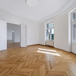 Altbau-Eleganz im Servitenviertel: Helle 4 Zimmerwohnung zwischen Donaukanal und U-Bahn - Photo 1