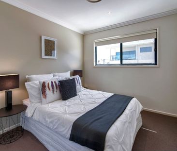 9/265 Cavendish Rd, Coorparoo QLD 4151 - Townhouse For Rent | Domain - Photo 4