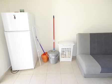 APARTMENT 47 SQ.M. FURNISHED RENOVATED AND IN A CENTRAL POINT IN LOWER N. EPIVATES. - Photo 2