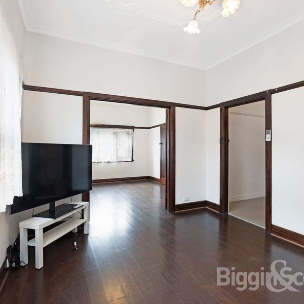 IDEAL LOCATION - Photo 1