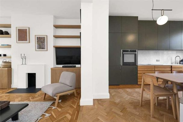 Holland Street, Kensington, London, W8 - Photo 1