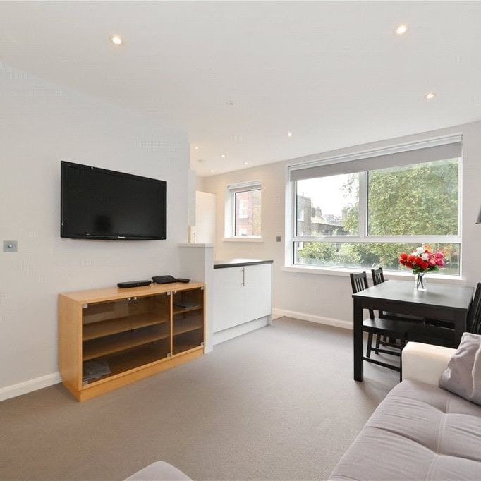 1 bedroom flat with 1 reception and 1 bathroom in Marylebone, W1U - Photo 1