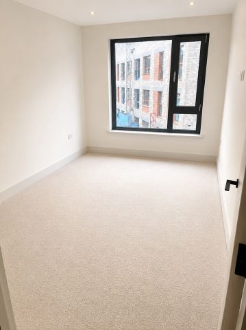 2 Bed Flat, Prince Edward Road, E9 - Photo 4