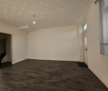 3 bedroom terraced house to rent - Photo 6