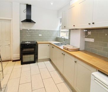 4 bedroom terraced house to rent - Photo 1